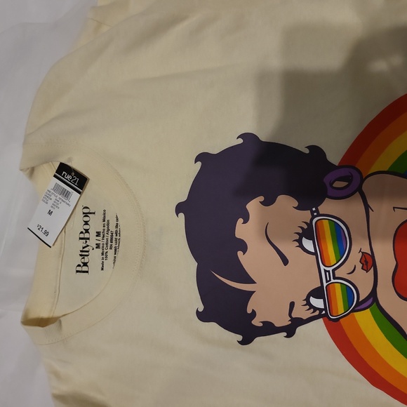 Betty Boop Pride Queen TEE shirt - Picture 3 of 4